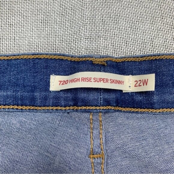 Levi’s Women's Plus Size 720 High-Rise Super Skinny Jeans Size 22W - Picture 4 of 11